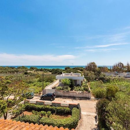 Villa Spiaggia Degli Angeli Порто-Чезарео Экстерьер фото